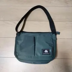 ショルダーバッグ