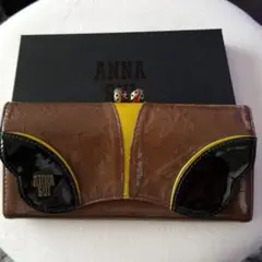 ANNA SUIエナメルバタフライ長財布