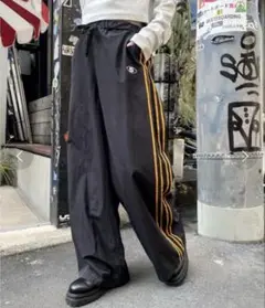 WHO'S WHO gallery SLOPPY トラックワイドパンツ　黒