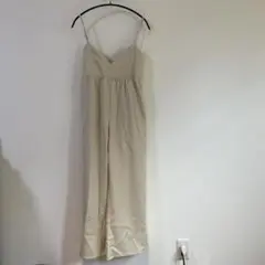 しまむら ライトベージュ スリップスタイル オールインワンパンツ