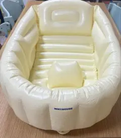 【新品未使用】ミキハウス　ベビーバス　沐浴用バスタブ　お風呂　空気