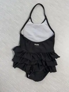 美品　FITH フリル付きワンピース水着 100cm ブラック　スイムウェア