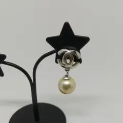 CHANEL シルバー ピアス 片耳
