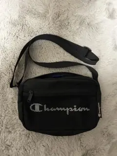 Champion ブラック ショルダーバッグ