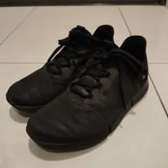 Reebok DMX MOVING AIR ブラックスニーカー