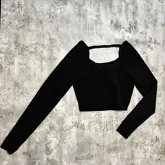 【ZARA】バックスクエアトップス(サイズS)