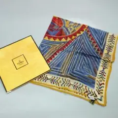 4563極美品 フェンディ FENDI 総柄 シルク 大判スカーフ