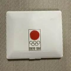 超希少 東京オリンピック 18金 ピンバッチ ホワイトゴールド 最終値下げ 超希少 東京オリンピック 18金 ピンバッチ 金銀