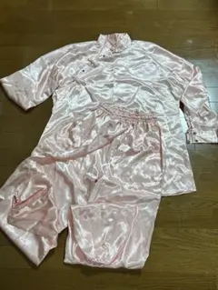 【太極拳】衣装 ピンク サテン 太極拳衣装 上下セット 2Lサイズ 美品