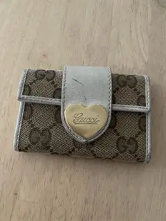 GUCCI ハート キーケース