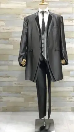 Item thumbnail for item 60123331-f888-48f1-b5e3-511c250fd746