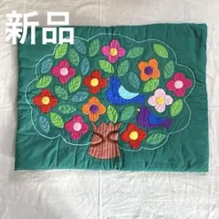 新品　刺繍キルトマット　プレイマット　お花と鳥