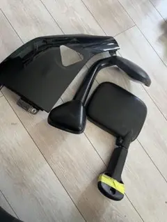 ハイエース ドアミラーとサイドパネルセット