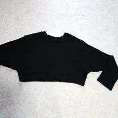 黒 トレーナー