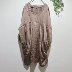 【株】ポイント　デザインスリーブ Vネック チュニック丈 ドルマンスリーブ F