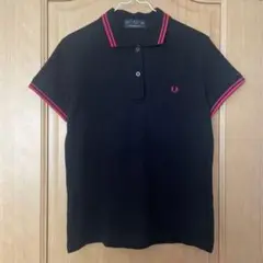 【美品】FREDPERRY　フレッドペリー　ポロシャツ　黒×ピンク　刺繍ロゴ