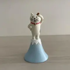 猫のフィギュア 富士山デザイン