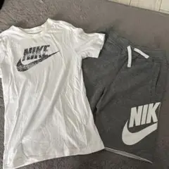 Nike Tシャツとショートパンツセット