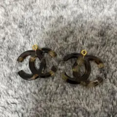 Item thumbnail for item dc0d2e19-1aa2-4df3-9607-0333cf3a8b58