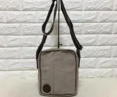 no9722 ハンティングワールド イタリア製 斜め掛けショルダー バッグ