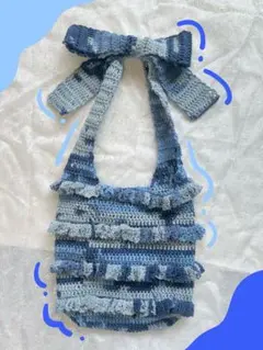 シックなブルーの フリルリボン トートバック