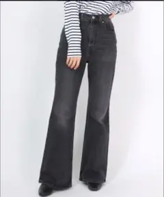 Levi's 70's HIGH FLARE BLACK