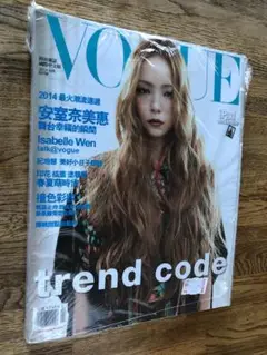 ② 安室奈美恵 VOGUE 台湾 2016 2月号 ヴォーグ ② 安室奈美恵 VOGUE 台湾 2016 2月号 ヴォーグ