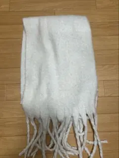 白マフラー