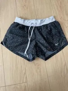 Nike ショートパンツ Mサイズ