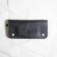 イルビゾンテ 長財布 ブラック ボタン レディース