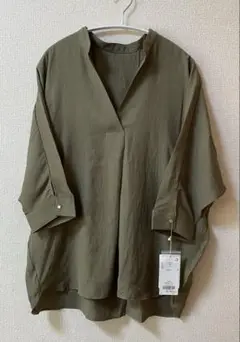 Bou jeloud オリーブ色 スキッパー 五分袖シャツ