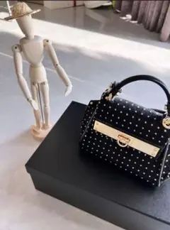 フェラガモ ハンドバッグ 美品 定価16万円
