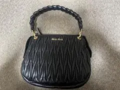 miumiu♡マトラッセハンドバッグ