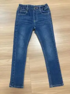 Item thumbnail for item ec9bee34-9490-4738-b36d-858d5ad72695