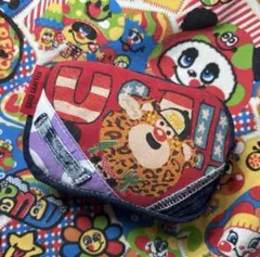 ☆休み前sale今だけ価格☆どアップくまさんマルチポーチ