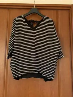 122.HusHusH バックリボントップス ボーダーVネック サイズ3