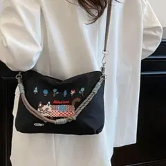 レディース カジュアル キャット刺繍 ボディバッグ ナイロン ショルダーバッグ