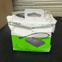 ☆☆未使用　Belkin　4ポートUSB-C to Cハブ　AVC018btBK