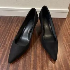 H&M ブラックポインテッドトゥハイヒール 35 美品