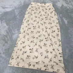 ロングスカート オフホワイト 花柄 カワイイ 裏地有り