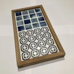 タイルトレイ