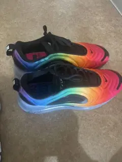Nike Air Max 720 BETRUE グラデーション 未使用 Nike Air Max 720 BETRUE グラデーション 未使用