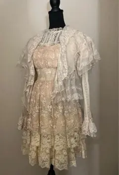 フェアリーグランジ 総レース　フリル　ワンピース