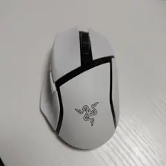 Razer レイザー Basilisk V3 Pro Whit