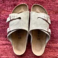 Item thumbnail for item 717dc31d-f0e8-461d-a272-2cc66e450400