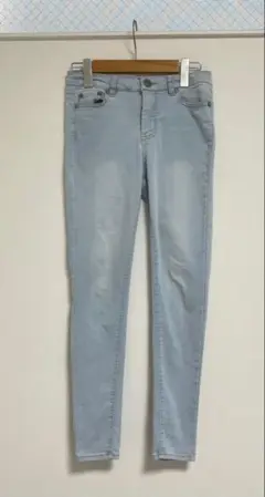 SUREVE スキニーデニムパンツ ライトブルーレディース　55-85サイズ