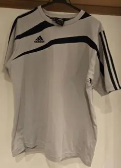 adidas ホワイト ストライプ Tシャツ O