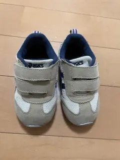 asics 15cm スニーカー　ベージュ　ネイビー