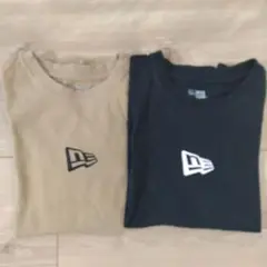 NEW ERA ベージュと黒のロゴ長袖Tシャツ2枚セット