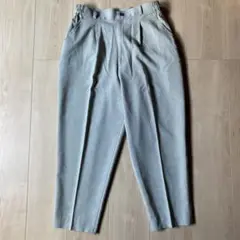 美品レディース夏用スラックス少しほつれあり